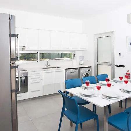 Luxurioeses Auf Zypern Holiday home *